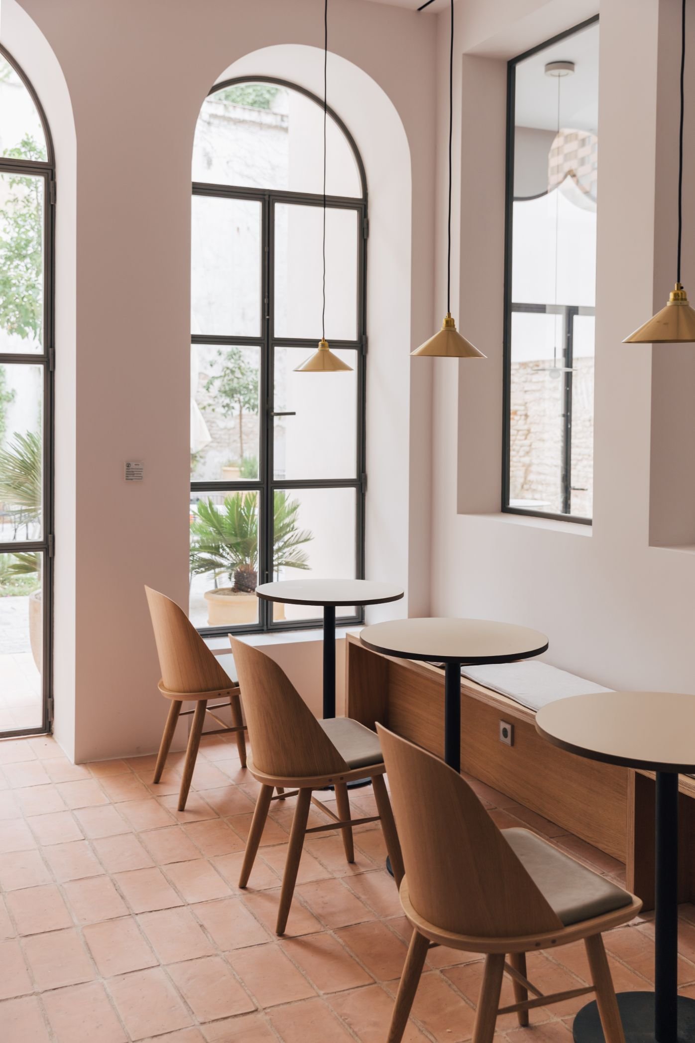 BACON-STUDIO-173 18.08.23placido-y-grata_Good-Trips_.jpg