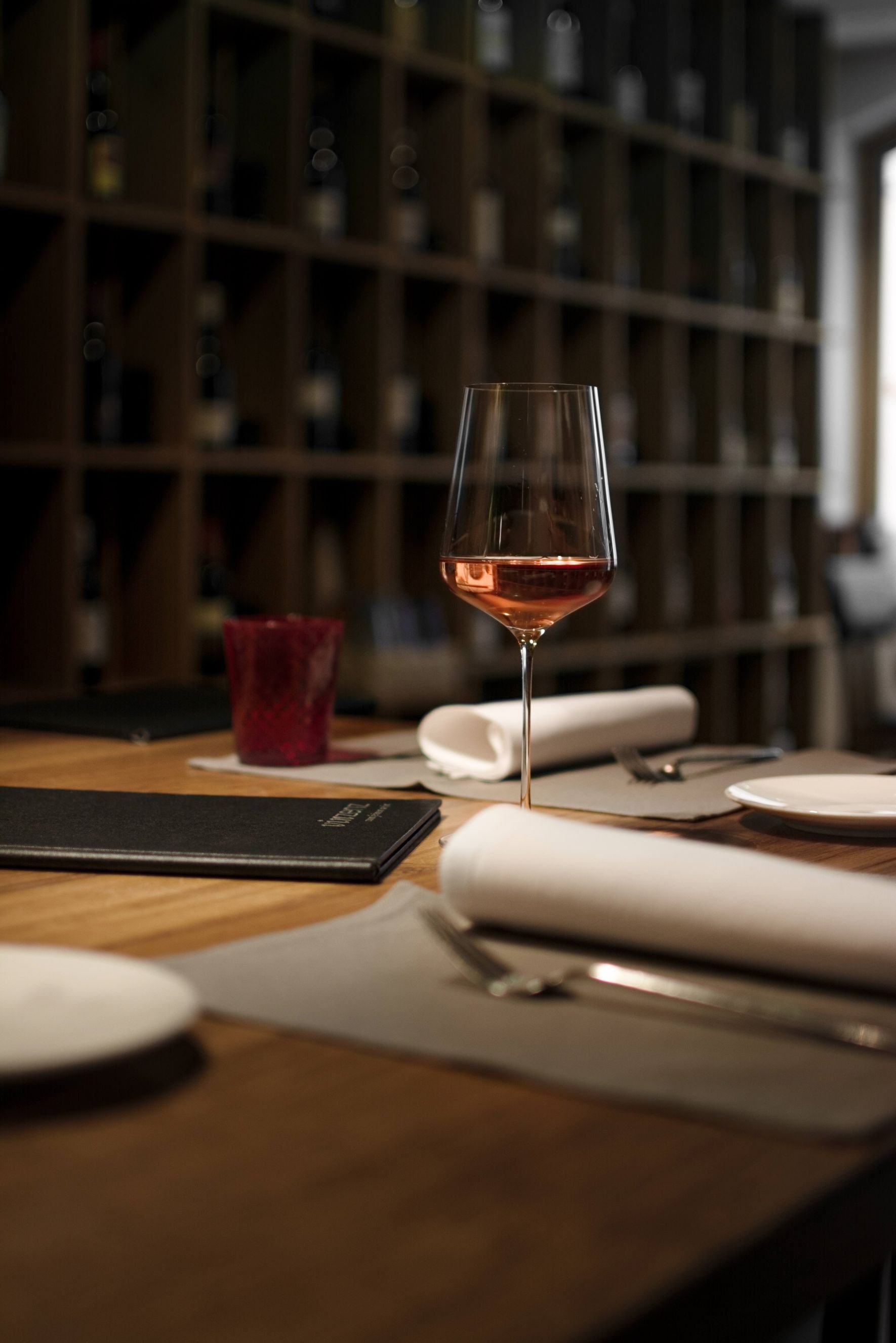 Good-Trips_Haus-am-Turm_vinzenz glas 2.jpg